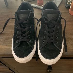 Converse Madison Low Top Sneakers Sz 8.5